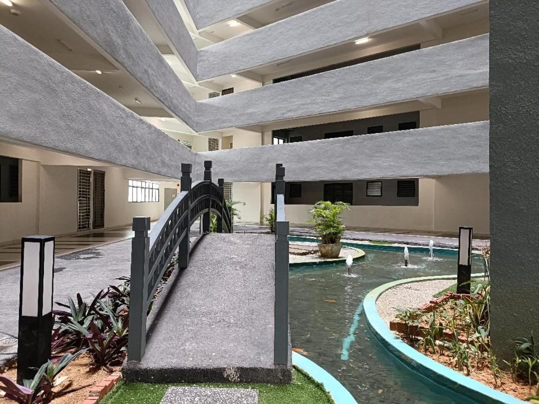 Arc Austin Hills Residensi By Antlerzone Appartement Johor Bahru Buitenkant foto